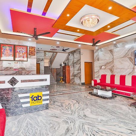 Fabhotel Shree Venkatesh Nileyam Ayodhya 外观 照片