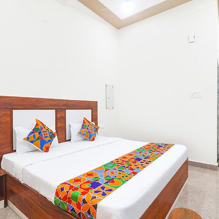 Fabhotel Shree Venkatesh Nileyam Ayodhya 外观 照片