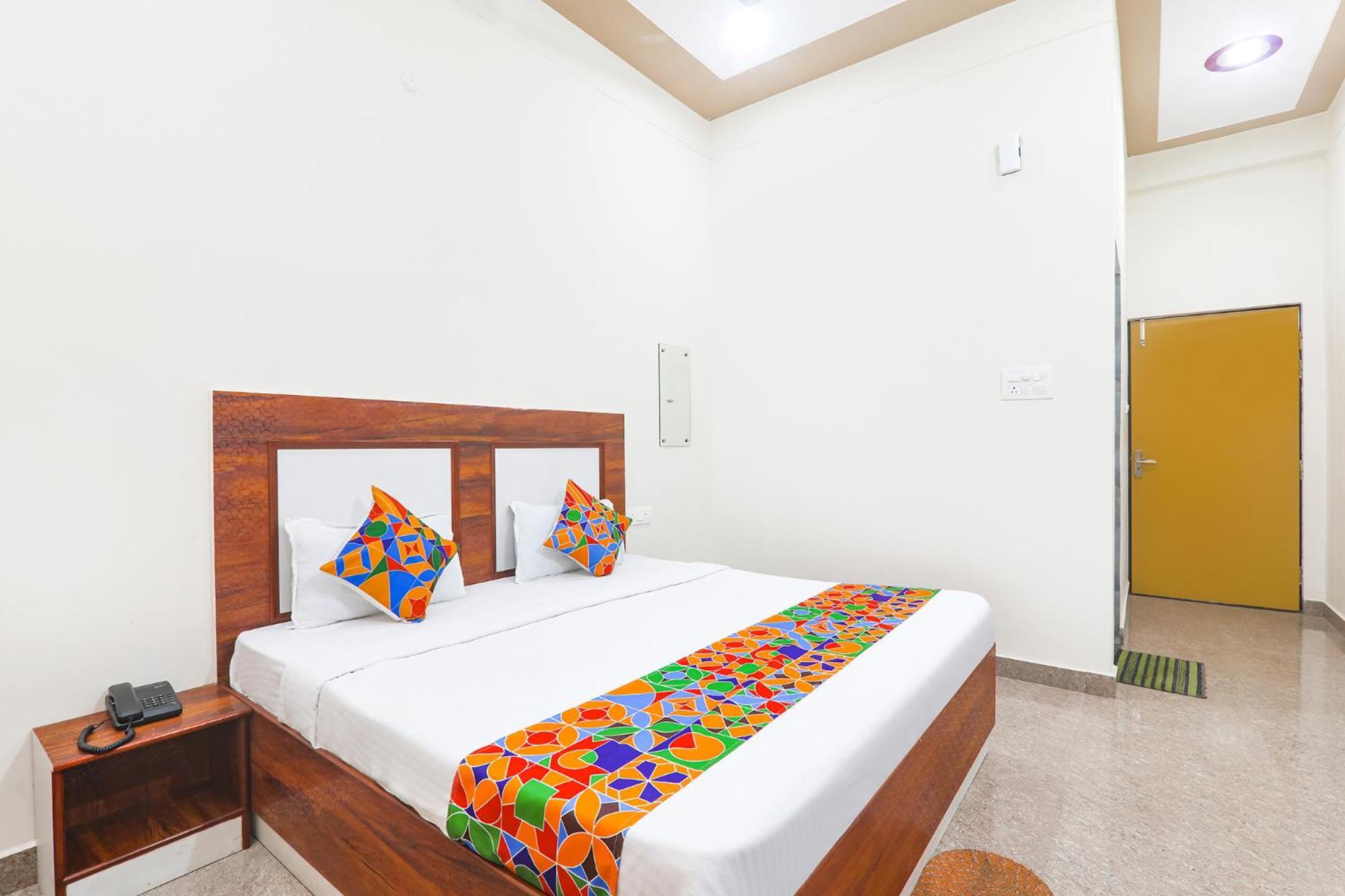 Fabhotel Shree Venkatesh Nileyam Ayodhya 外观 照片